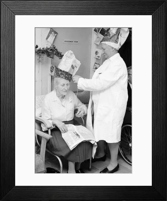 Framed Print : Christmas Party at St Lukes Hospital, Guildford, Tuesday 22nd December 1970 Framed Print : Christmas Party at St Lukes Hospital, Guildford, Tuesday 22nd December 1970