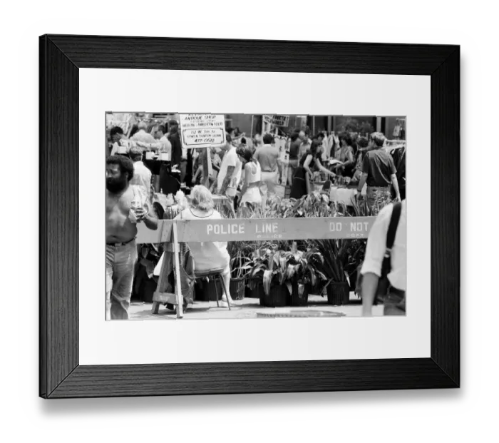 Framed Print : Flea Market, New York, USA, June 1984 Framed Print : Flea Market, New York, USA, June 1984