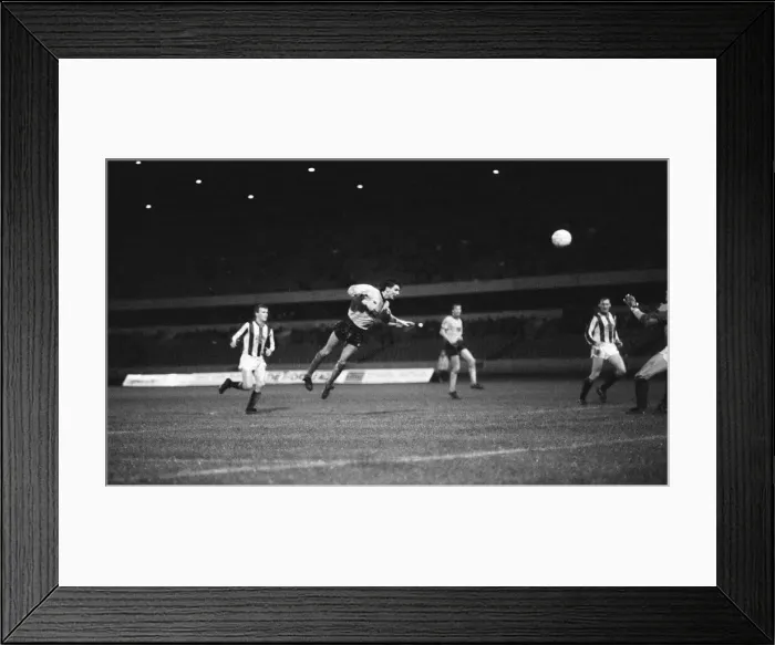 Framed Print : Wolves 1-1 Chorley, FA Cup First Round Replay (1st Replay), match action at Molineux Framed Print : Wolves 1-1 Chorley, FA Cup First Round Replay (1st Replay), match action at Molineux