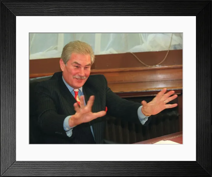 Framed Print : Keith Hellawell arrives at his office January 1998 today to take up his new job as Framed Print : Keith Hellawell arrives at his office January 1998 today to take up his new job as