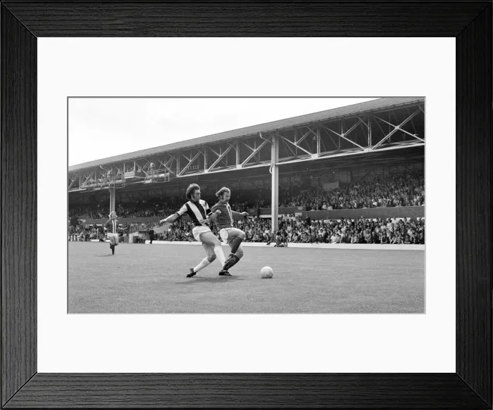 Framed Print : WBA 0-0 Birmingham City, Texaco Cup Group Stage match at The Hawthorns Framed Print : WBA 0-0 Birmingham City, Texaco Cup Group Stage match at The Hawthorns