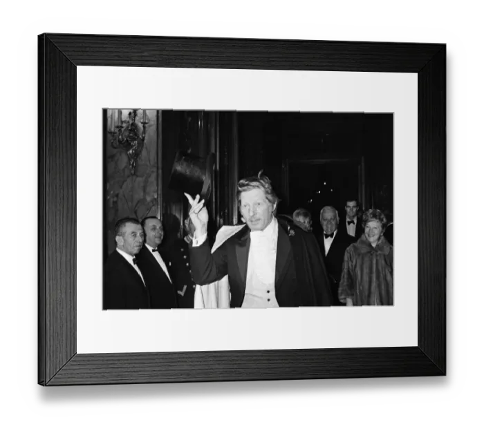 Framed Print : A grand ball at the reopening of the Salle Europe room at Monte Carlo Casino, Monaco Framed Print : A grand ball at the reopening of the Salle Europe room at Monte Carlo Casino, Monaco