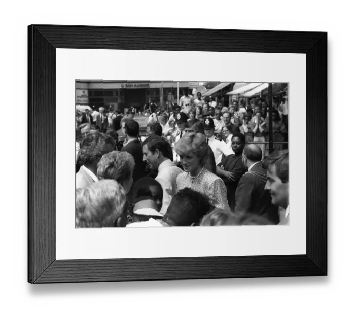 Framed Print : PRINCE CHARLES AND PRINCESS DIANA ON A WALKABOUT ON A VISIT TO BRIXTON. JULY 1987 Framed Print : PRINCE CHARLES AND PRINCESS DIANA ON A WALKABOUT ON A VISIT TO BRIXTON. JULY 1987