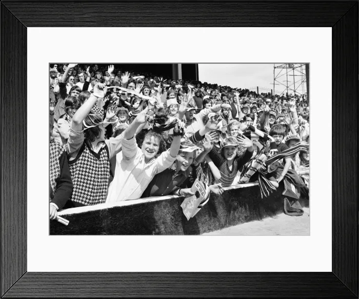 Framed Print : WBA 0-0 Birmingham City, Texaco Cup Group Stage match at The Hawthorns Framed Print : WBA 0-0 Birmingham City, Texaco Cup Group Stage match at The Hawthorns