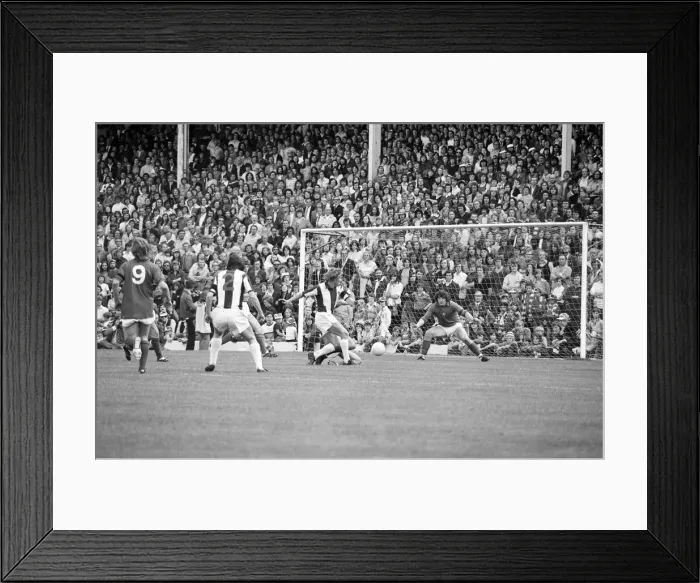 Framed Print : WBA 0-0 Birmingham City, Texaco Cup Group Stage match at The Hawthorns