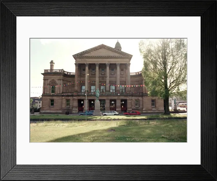 Framed Print : Paisley Town Hall, Paisley, Renfrewshire. 10th June 1994