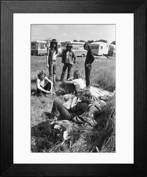 Framed Print : Early arrivals at Richfield Avenue, site of Reading Festival 22nd June 1971 Framed Print : Early arrivals at Richfield Avenue, site of Reading Festival 22nd June 1971