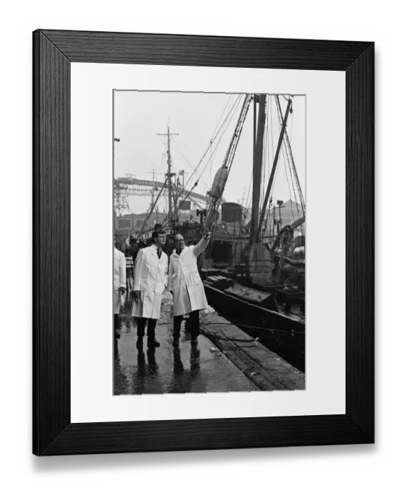 Framed Print : Grimsby fish market, Lincolnshire. 26th September 1963 Framed Print : Grimsby fish market, Lincolnshire. 26th September 1963
