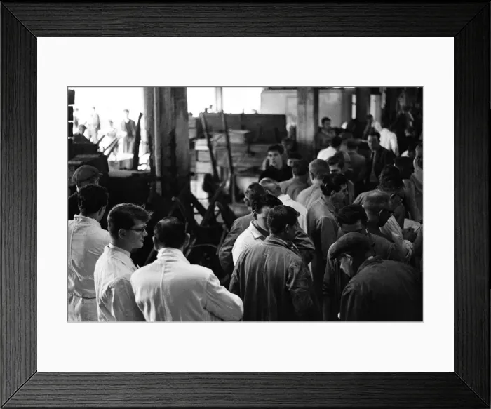 Framed Print : Grimsby fish market, Lincolnshire. 26th September 1963