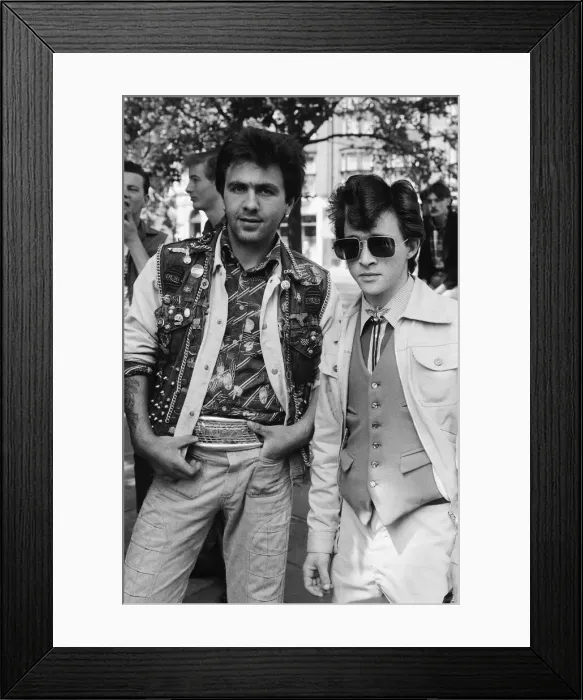 Framed Print : Punk Rocker and Teddy Boy youths in Kings Road, London. Pictured, two teddy boys