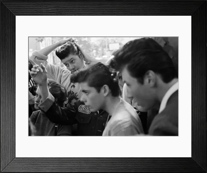 Framed Print : Punk Rocker and Teddy Boy youths in Kings Road, London. Pictured, Teddy Boys Framed Print : Punk Rocker and Teddy Boy youths in Kings Road, London. Pictured, Teddy Boys