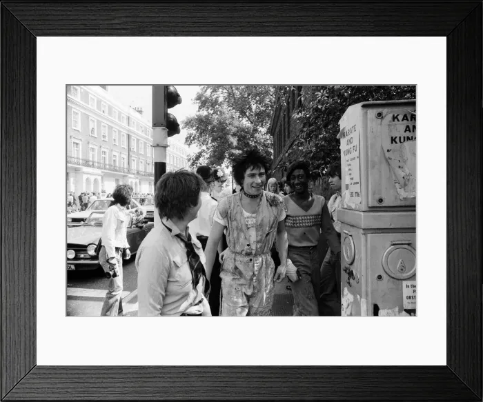 Framed Print : Punk Rocker and Teddy Boy youths in Kings Road, London. Pictured, a punk Framed Print : Punk Rocker and Teddy Boy youths in Kings Road, London. Pictured, a punk