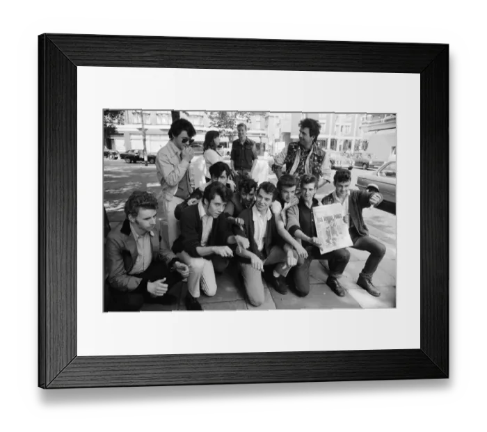 Framed Print : Punk Rocker and Teddy Boy youths in Kings Road, London Framed Print : Punk Rocker and Teddy Boy youths in Kings Road, London