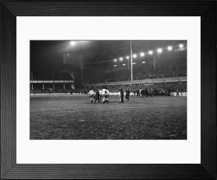 Framed Print : European Champions Cup Third Round First Leg match held at Goodison Park, Liverpool Framed Print : European Champions Cup Third Round First Leg match held at Goodison Park, Liverpool