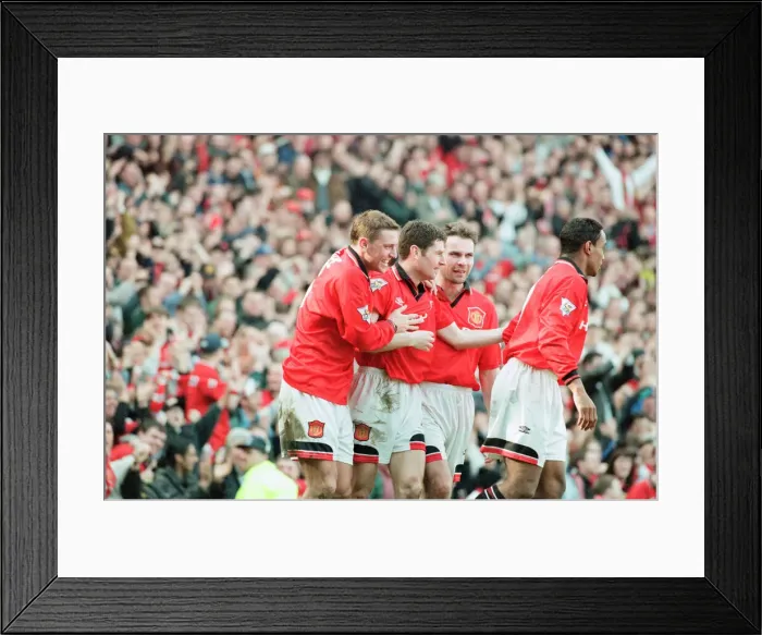 Framed Print : Manchester United 2-0 QPR, FA Cup Quarter Final match action, Old Trafford