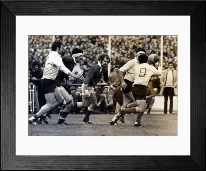 Framed Print : France v Wales, Paris. 27th March 1971. Mervyn Davies and John Taylor Framed Print : France v Wales, Paris. 27th March 1971. Mervyn Davies and John Taylor