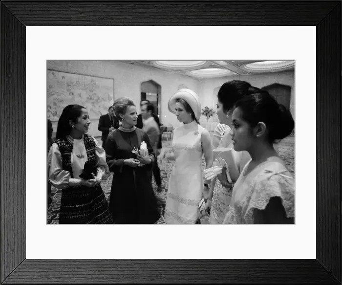Framed Print : Princess Anne in Teheran. Queen Farah Diba (Empress) invited the queens Framed Print : Princess Anne in Teheran. Queen Farah Diba (Empress) invited the queens