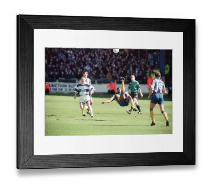 Framed Print : QPR 0-4 Leeds United, premier league match action, Loftus Road, Monday 4th April 1994 Framed Print : QPR 0-4 Leeds United, premier league match action, Loftus Road, Monday 4th April 1994