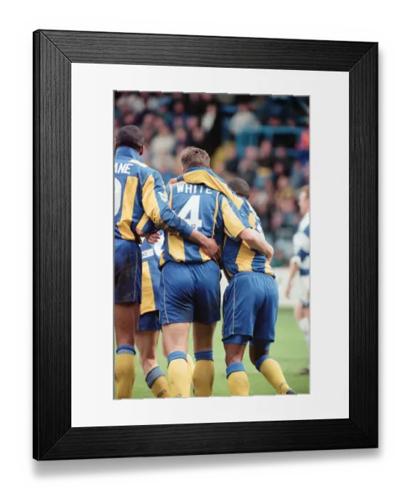 Framed Print : QPR 0-4 Leeds United, premier league match action, Loftus Road, Monday 4th April 1994 Framed Print : QPR 0-4 Leeds United, premier league match action, Loftus Road, Monday 4th April 1994