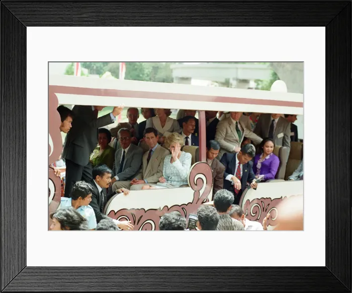Framed Print : Prince Charles, Princes of Wales and Diana, Princess of Wales on a tour of Taman Mini Framed Print : Prince Charles, Princes of Wales and Diana, Princess of Wales on a tour of Taman Mini