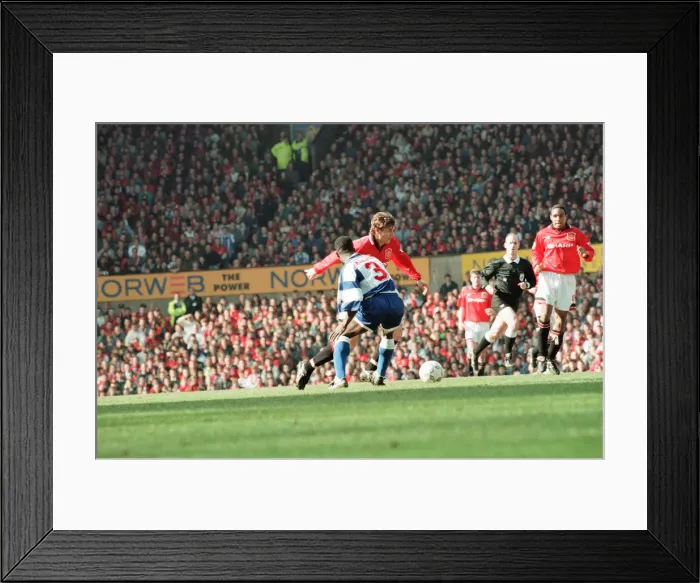 Framed Print : Manchester United 2-0 QPR, FA Cup Quarter Final match action, Old Trafford Framed Print : Manchester United 2-0 QPR, FA Cup Quarter Final match action, Old Trafford