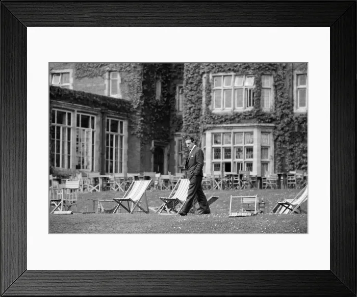 Framed Print : Everton FC, who meet Sheffield Wednesday in the Cup Final