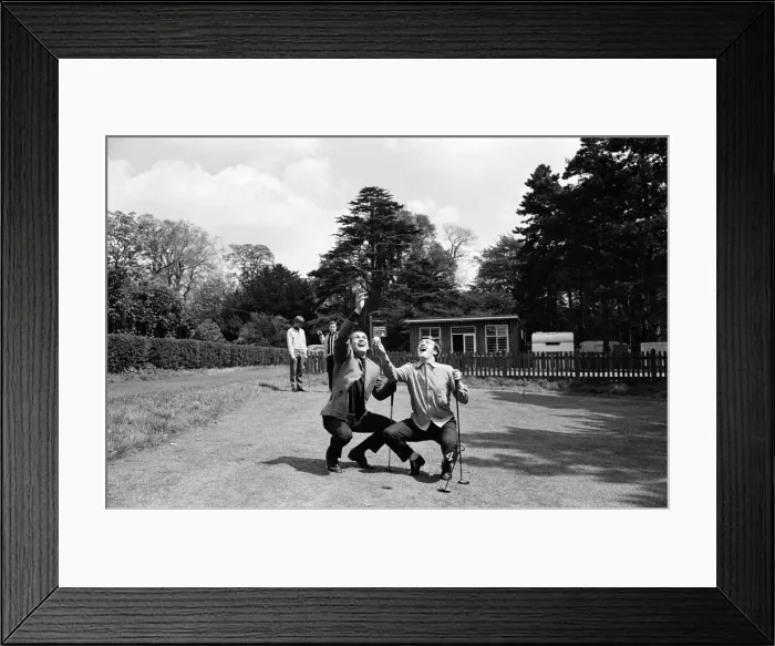 Framed Print : Everton FC, who meet Sheffield Wednesday in the Cup Final Framed Print : Everton FC, who meet Sheffield Wednesday in the Cup Final
