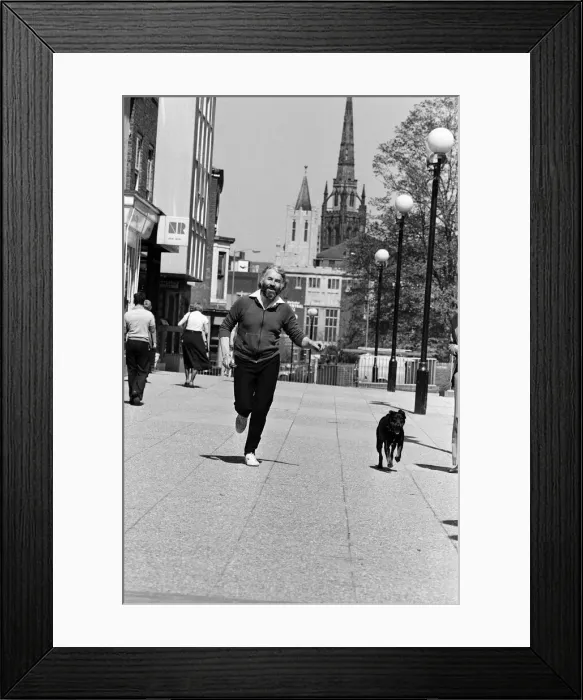 Framed Print : Michael Benfield, Ecology party candidate, jogging. 14th May 1979 Framed Print : Michael Benfield, Ecology party candidate, jogging. 14th May 1979