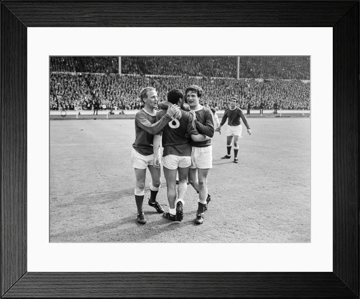 Framed Print : 1966 FA Cup Final at Wembley stadium. Everton 3 v Sheffield Wednesday 2 Framed Print : 1966 FA Cup Final at Wembley stadium. Everton 3 v Sheffield Wednesday 2