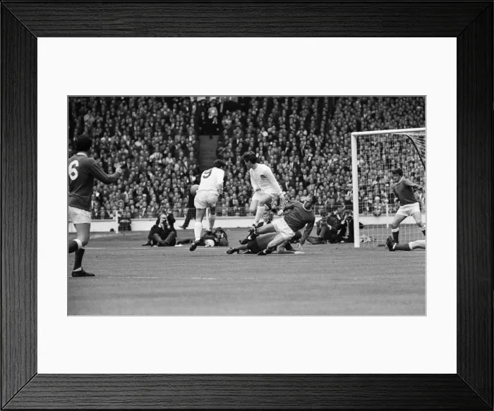 Framed Print : 1966 FA Cup Final at Wembley stadium. Everton 3 v Sheffield Wednesday 2 Framed Print : 1966 FA Cup Final at Wembley stadium. Everton 3 v Sheffield Wednesday 2