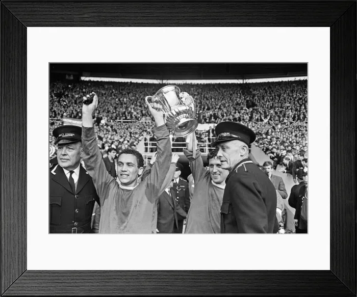 Framed Print : 1966 FA Cup Final at Wembley stadium. Everton 3 v Sheffield Wednesday 2 Framed Print : 1966 FA Cup Final at Wembley stadium. Everton 3 v Sheffield Wednesday 2