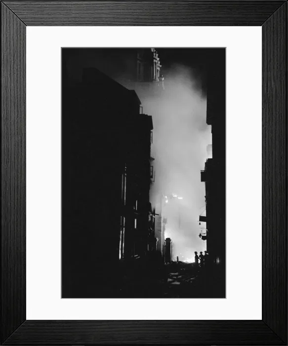 Framed Print : Members of the Auxiliary Fire Service and London Fire Brigade seen here fighting a fire Framed Print : Members of the Auxiliary Fire Service and London Fire Brigade seen here fighting a fire