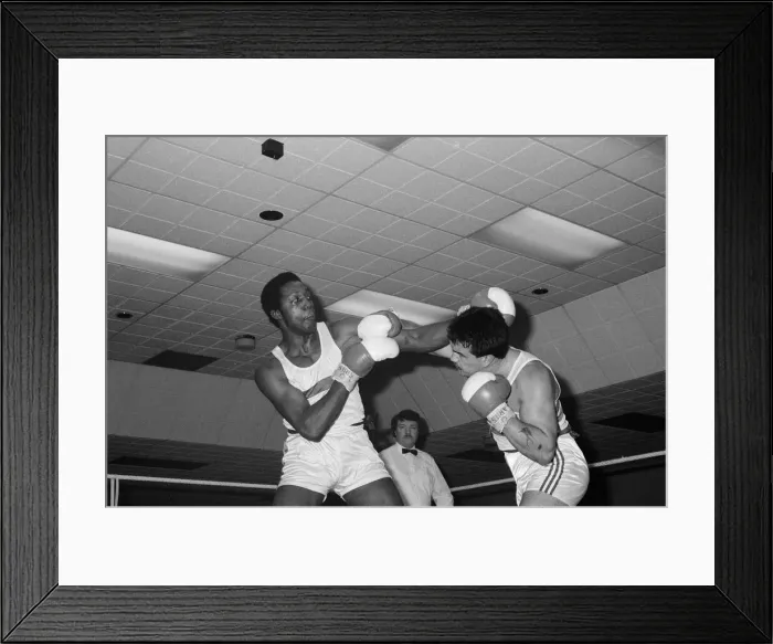 Framed Print : Boxing at Austin Social Club. Jimmy Moran on the right. 18th January 1987 Framed Print : Boxing at Austin Social Club. Jimmy Moran on the right. 18th January 1987