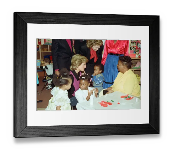Framed Print : Diana, Princess of Wales visits a day nursery, New York City. February 1989 Framed Print : Diana, Princess of Wales visits a day nursery, New York City. February 1989