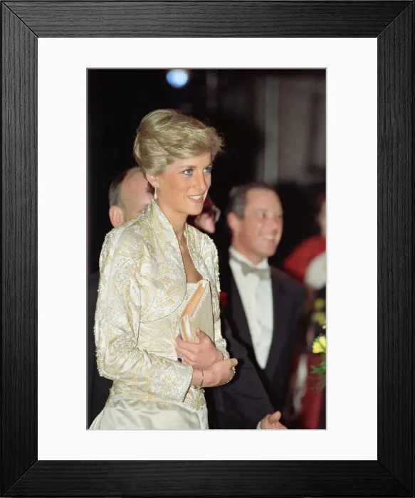 Framed Print : Diana, Princess of Wales attends an opera in Brooklyn, New York City. 3rd February 1989 Framed Print : Diana, Princess of Wales attends an opera in Brooklyn, New York City. 3rd February 1989