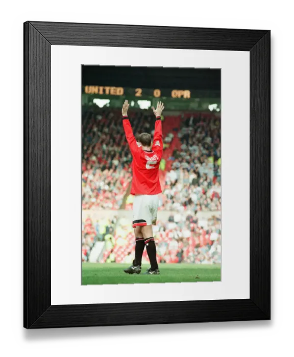Framed Print : Manchester United 2-0 QPR, FA Cup Quarter Final match action, Old Trafford Framed Print : Manchester United 2-0 QPR, FA Cup Quarter Final match action, Old Trafford