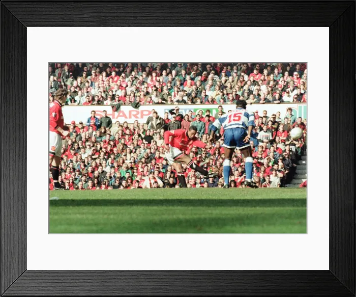 Framed Print : Manchester United 2-0 QPR, FA Cup Quarter Final match action, Old Trafford Framed Print : Manchester United 2-0 QPR, FA Cup Quarter Final match action, Old Trafford