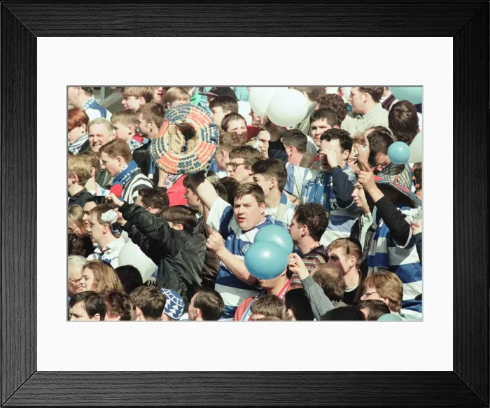 Framed Print : Queens Park Rangers Fans at Old Trafford, Manchester United 2-0 QPR Framed Print : Queens Park Rangers Fans at Old Trafford, Manchester United 2-0 QPR
