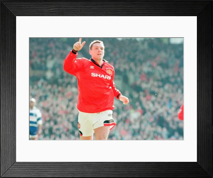 Framed Print : Manchester United 2-0 QPR, FA Cup Quarter Final match action, Old Trafford