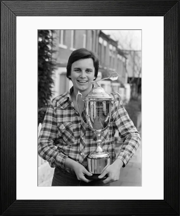 Framed Print : Keith Deller, the world champion darts player. 9th January 1983