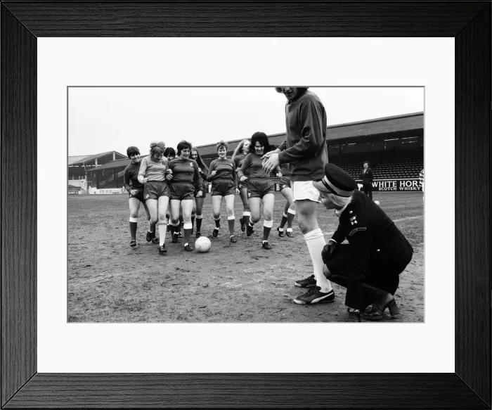 Framed Print : Sixteen traffic wardens of the Shepherds Bush area have formed their own ladies football Framed Print : Sixteen traffic wardens of the Shepherds Bush area have formed their own ladies football