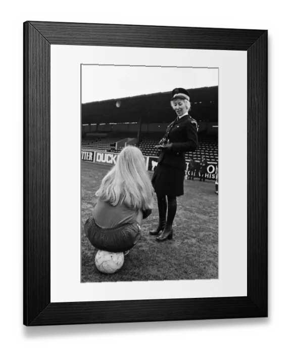 Framed Print : Sixteen traffic wardens of the Shepherds Bush area have formed their own ladies football Framed Print : Sixteen traffic wardens of the Shepherds Bush area have formed their own ladies football