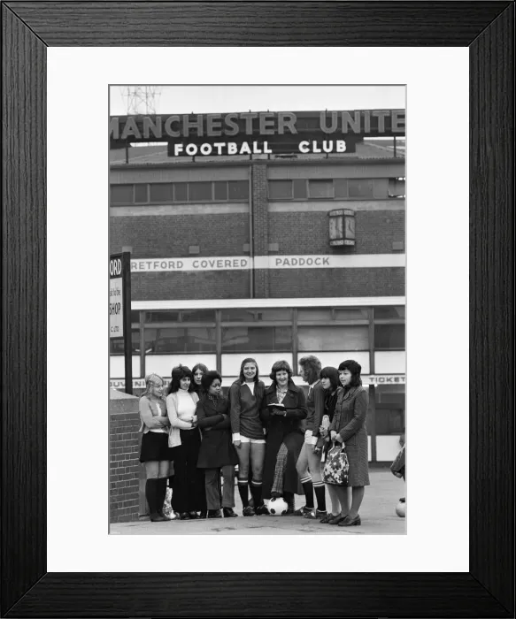 Framed Print : A new football team is formed at Old Trafford, United Ladies (Manchester) Framed Print : A new football team is formed at Old Trafford, United Ladies (Manchester)