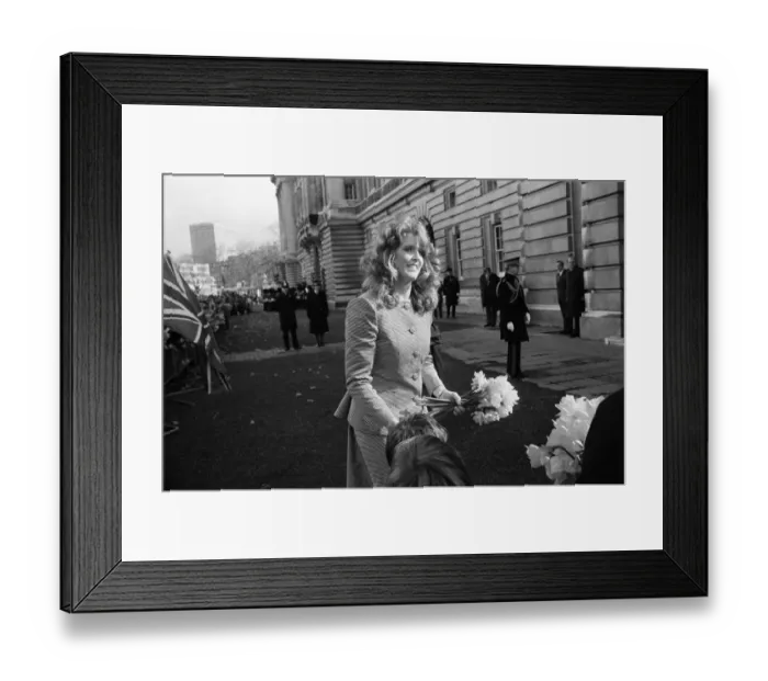 Framed Print : Queen Elizabeth IIs 60th Birthday. Pictured, Sarah Ferguson outside Buckingham Framed Print : Queen Elizabeth IIs 60th Birthday. Pictured, Sarah Ferguson outside Buckingham