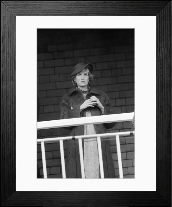 Framed Print : Princess Diana at Aintree Racecourse for the the Grand National horserace. 3rd April 1982 Framed Print : Princess Diana at Aintree Racecourse for the the Grand National horserace. 3rd April 1982