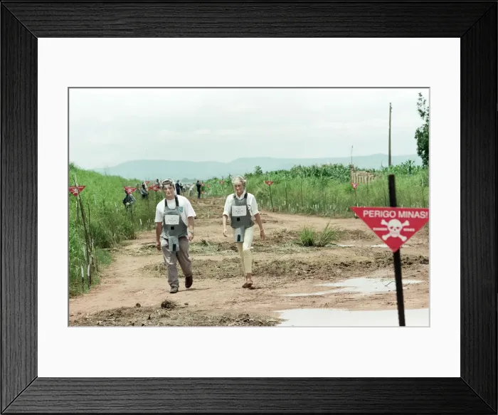 Framed Print : Diana, Princess of Wales during her four day British Red Cross mission to highlight Framed Print : Diana, Princess of Wales during her four day British Red Cross mission to highlight