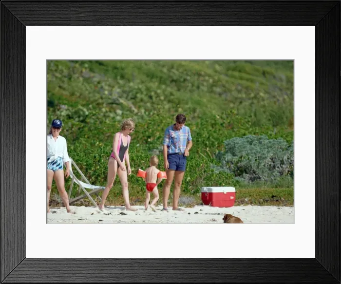 Framed Print : Diana, Princess of Wales on holiday on the British Virgin Islands. 9th January 1989