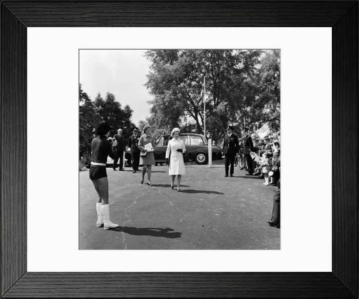 Framed Print : Queen Elizabeth II visits Maldon, Essex, which is today celebrating the 800th Anniversary Framed Print : Queen Elizabeth II visits Maldon, Essex, which is today celebrating the 800th Anniversary