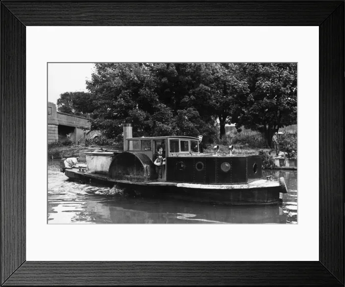 Framed Print : A steam boat on the River Cam, Cambridgeshire. Circa 1991 Framed Print : A steam boat on the River Cam, Cambridgeshire. Circa 1991