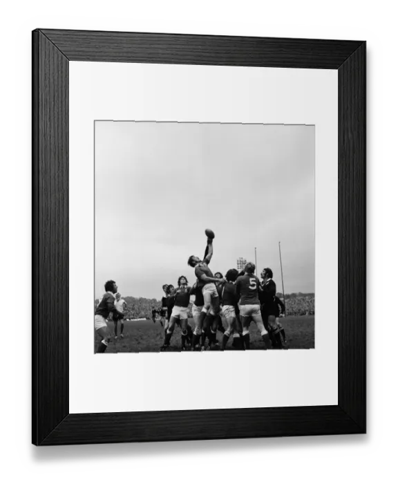 Framed Print : Llanelli RFC v New Zealand. Part of New Zealands 1972-73 tour of the Northern Framed Print : Llanelli RFC v New Zealand. Part of New Zealands 1972-73 tour of the Northern